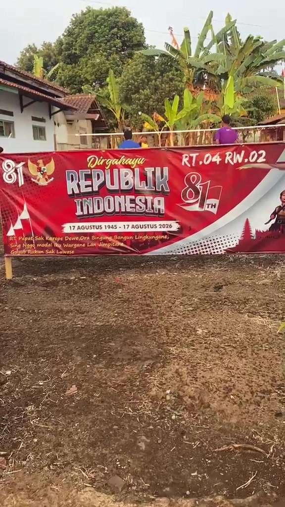 KONDISI LAPANGAN SERBAGUNA YANG MEMPRIHATINKAN